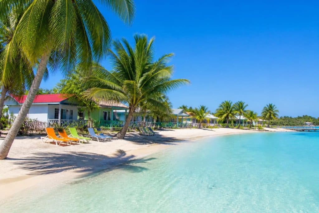 découvrez les meilleures destinations abordables pour profiter du soleil dans un pays chaud en janvier. top choix pour des vacances au chaud à petit prix.