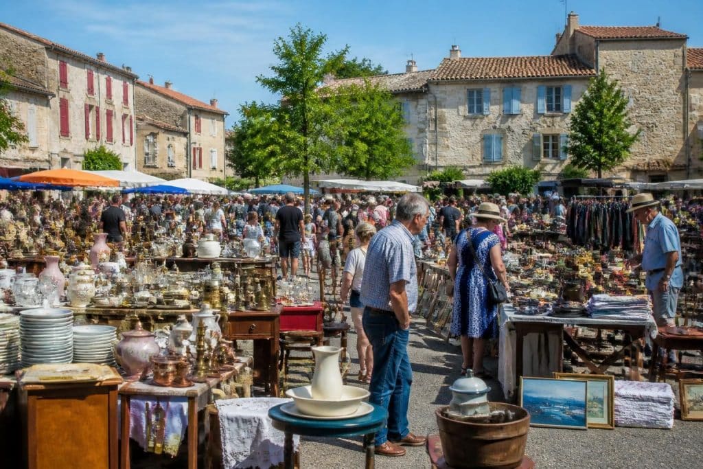 découvrez sabradou, l'agenda complet des braderies, brocantes et vide-greniers en france pour ne rien manquer des événements près de chez vous.
